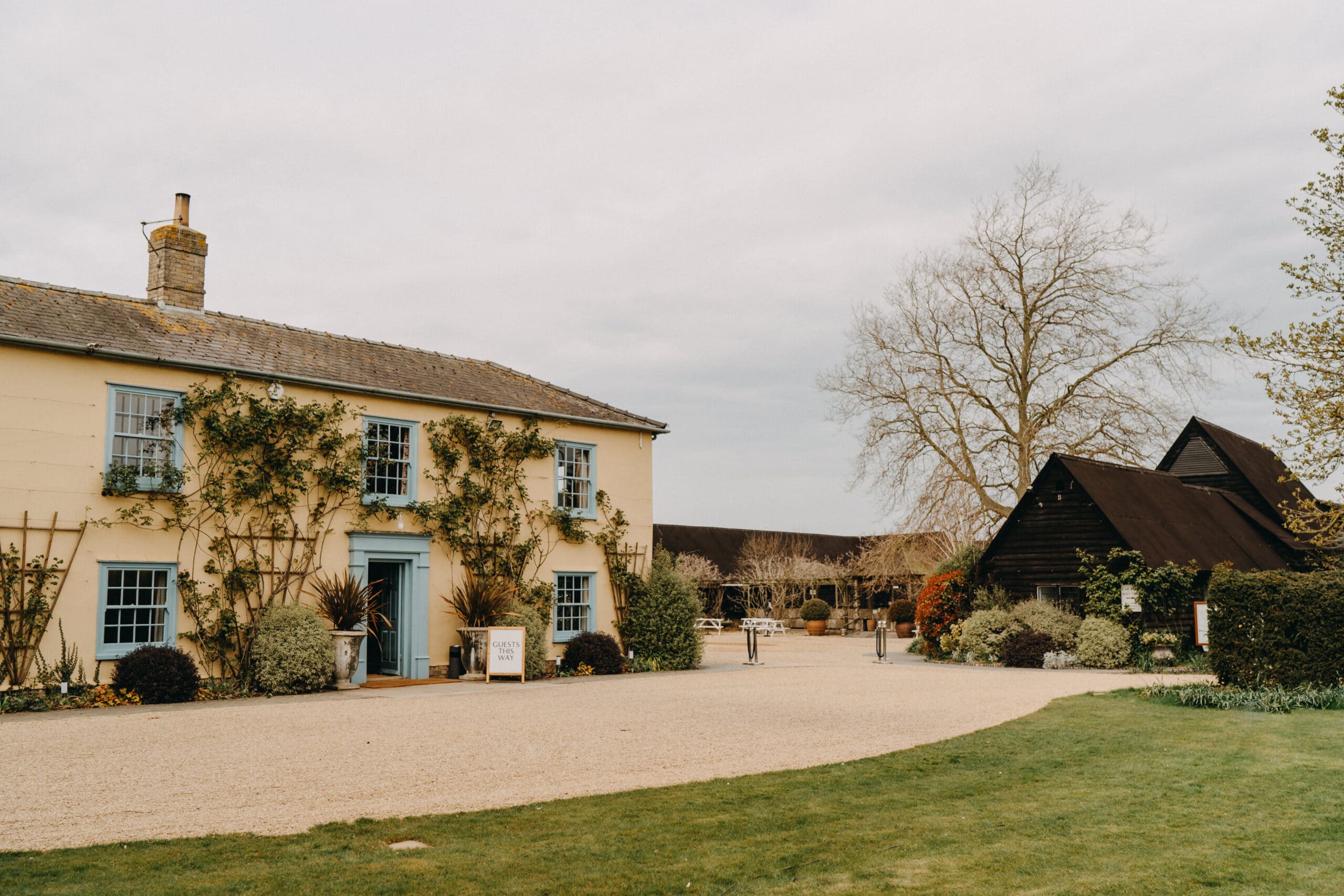 Spring wedding at country house wedding venue