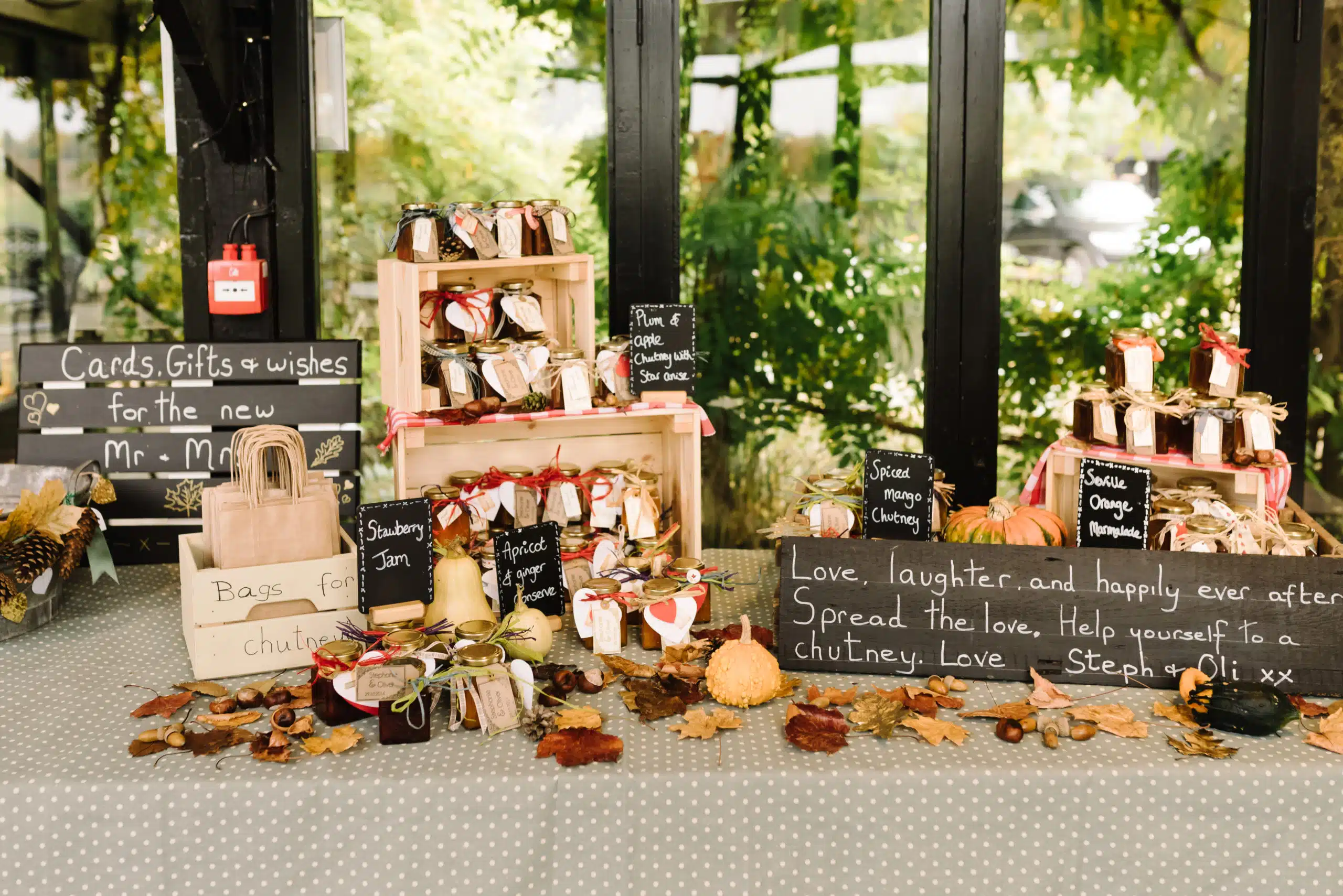 Sustainable wedding decoration